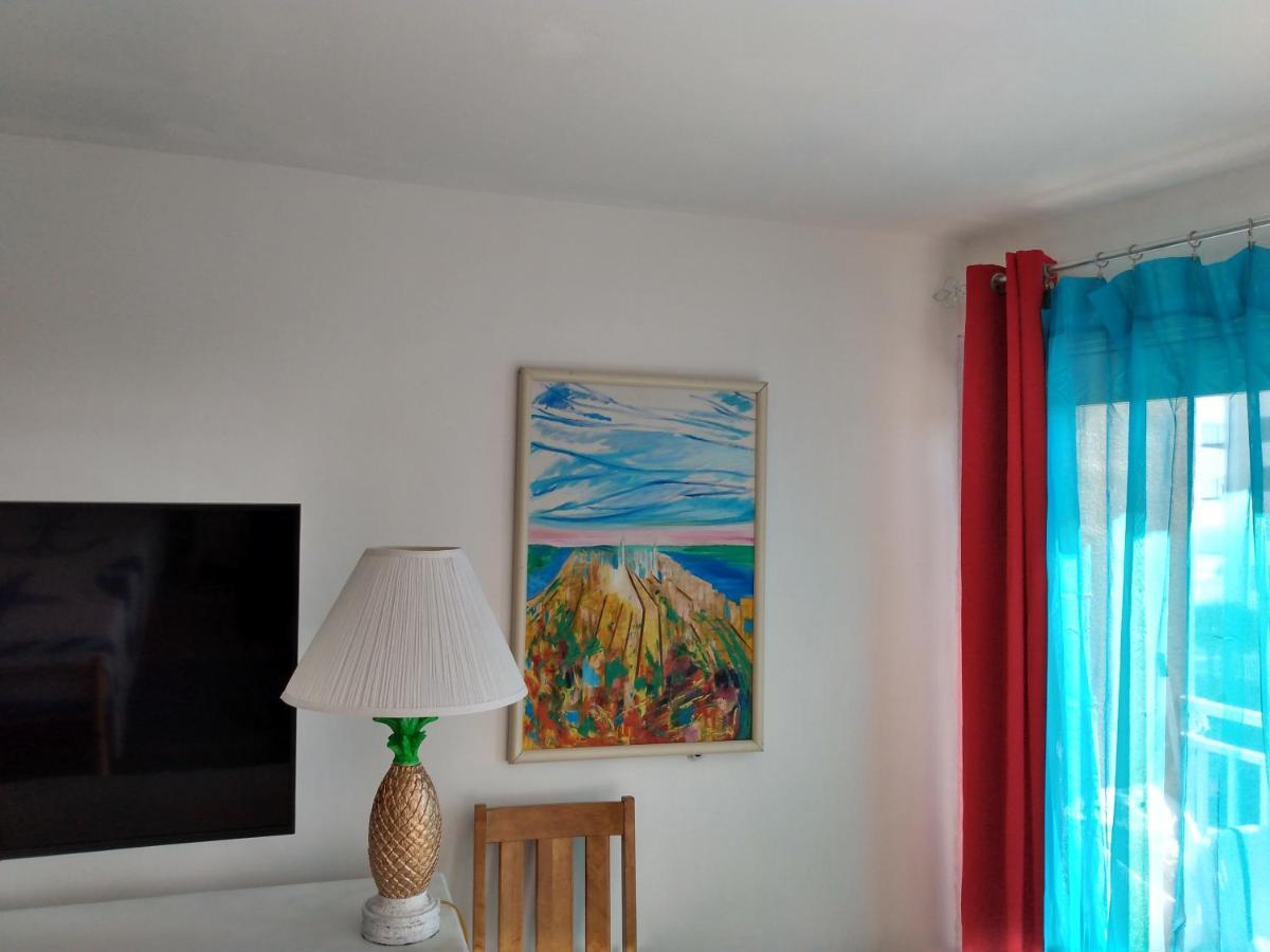 Ocean Balmy Warm Healing Breeze Under Sapphire Sky Year Round On Sunny Balcony Apartman Daytona Beach Kültér fotó
