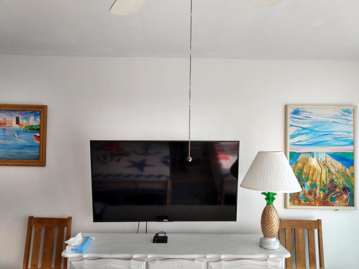 Ocean Balmy Warm Healing Breeze Under Sapphire Sky Year Round On Sunny Balcony Apartman Daytona Beach Kültér fotó