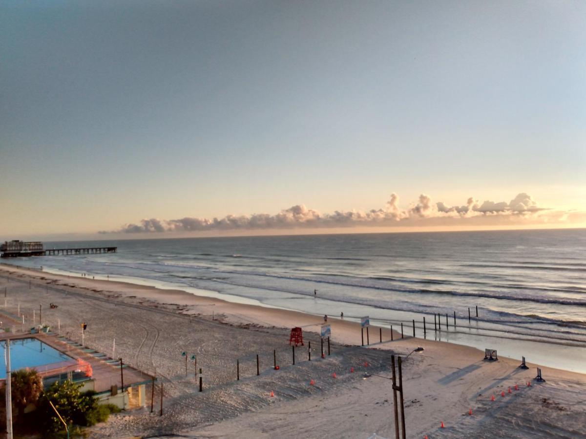 Ocean Balmy Warm Healing Breeze Under Sapphire Sky Year Round On Sunny Balcony Apartman Daytona Beach Kültér fotó